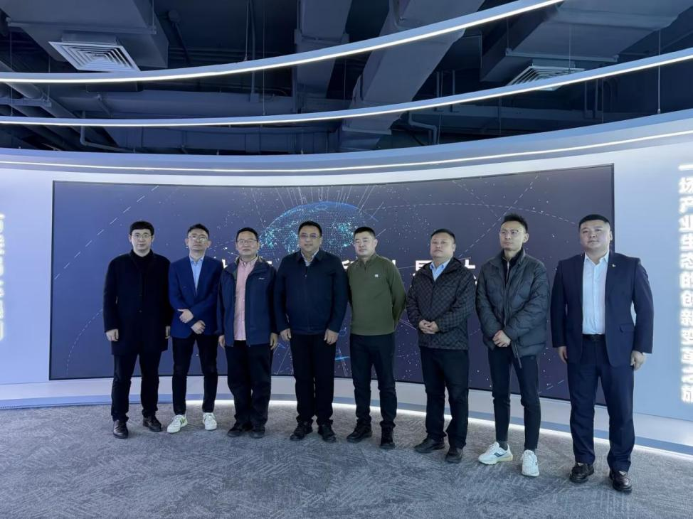 政企研协同，共筑“AI+产业”高地 | 黑龙江自贸区哈尔滨片区管委会、百度智能云等一行到访万联易达